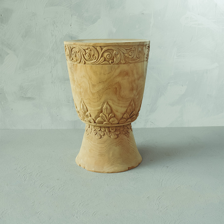 Stool Butglas Carving