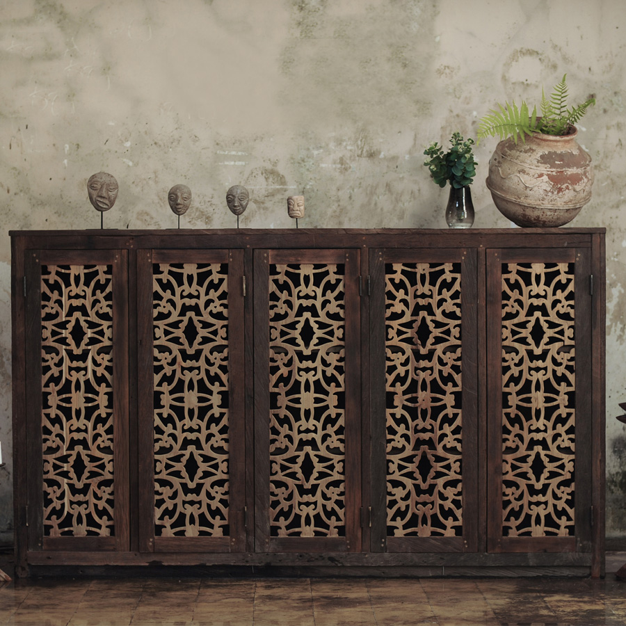 Layla Low Cabinet 5  doors Ferro